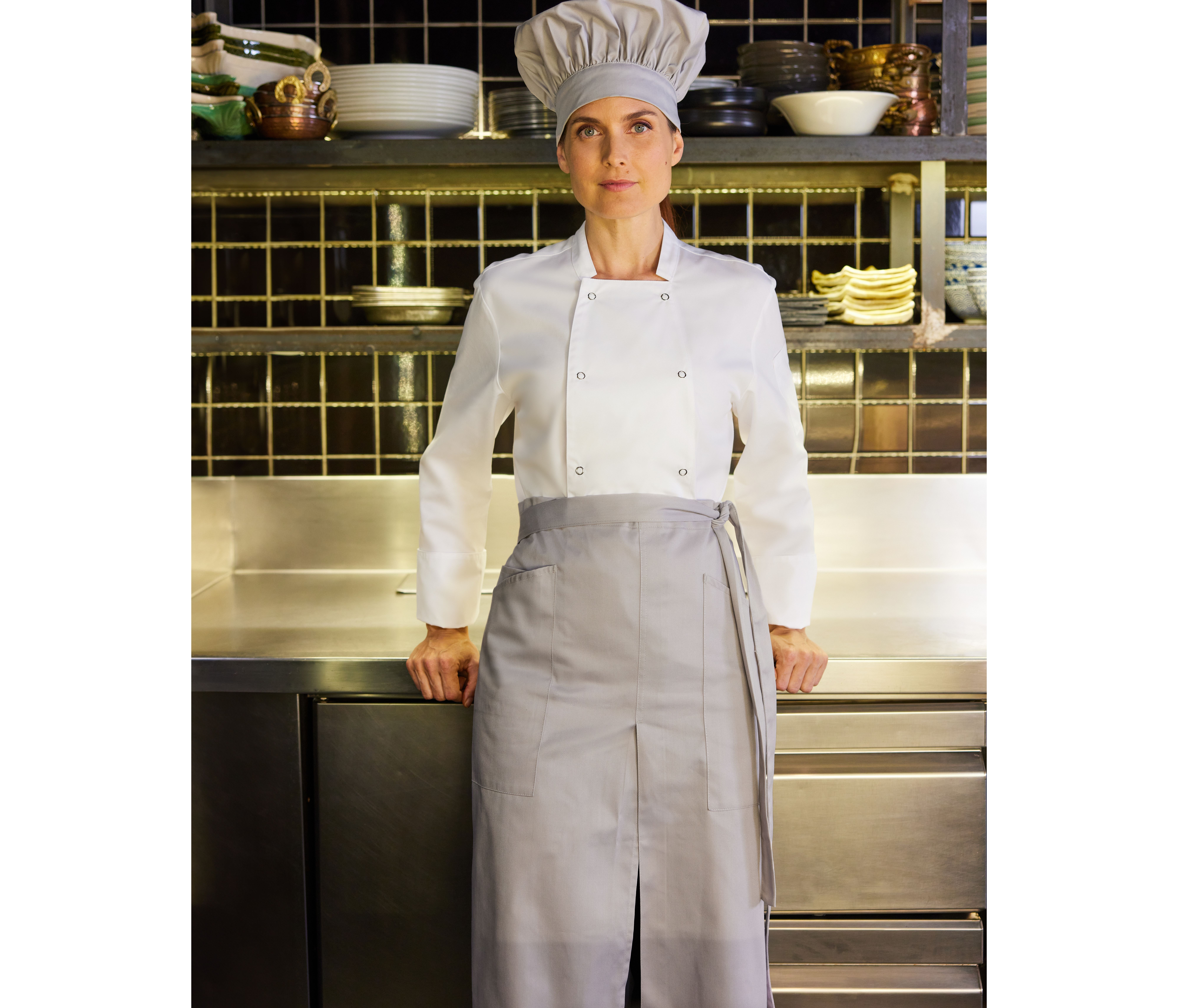 LONG APRON WITH OPENING AND POCKETS